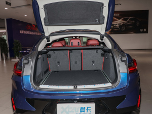 2022xDrive 25i M\b g