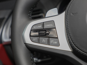 2022xDrive 25i M\b п؅^