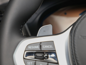 2022xDrive 25i M\b п؅^