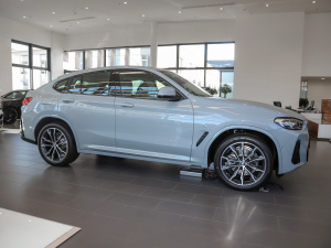 2022xDrive 30i M\b ȣң