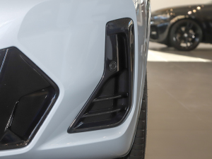 2022xDrive 30i M\b ^