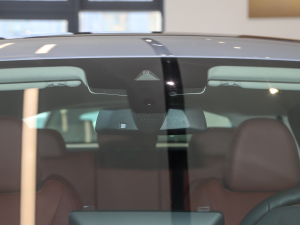 2022xDrive 30i M\b ^