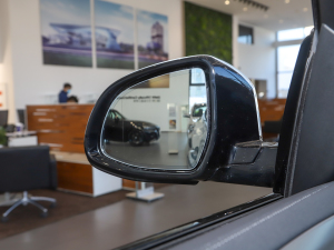 2022xDrive 30i M\b ^