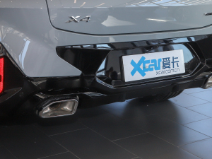 2022xDrive 30i M\b ^