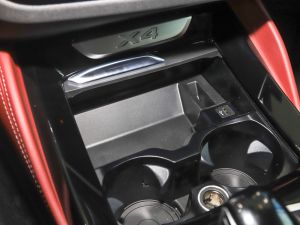 2022xDrive 30i M\b g