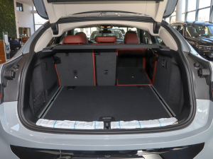 2022xDrive 30i M\b g