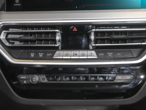 2022xDrive 30i M\b {{