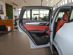 2022xDrive 30i M\b ܇T