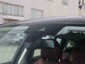 2022xDrive 30i M\b ^