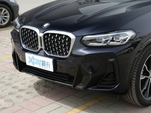 2022xDrive 30i M\b ^