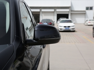 2022xDrive 30i M\b ^