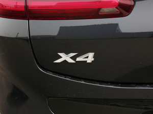 2022xDrive 30i M\b ^