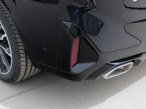 2022xDrive 30i M\b ^