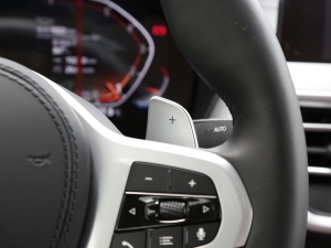 2022xDrive 30i M\b п؅^