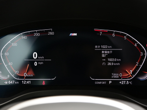 2022xDrive 30i M\b п؅^