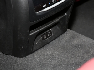 2022xDrive 30i M\b п؅^