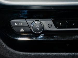 2022xDrive 25i M\b {