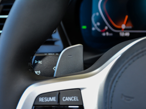 2022xDrive 25i M\b п؅^