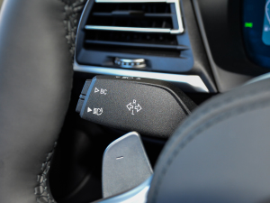 2022xDrive 25i M\b п؅^