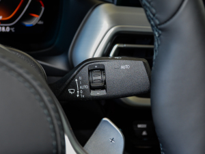 2022xDrive 25i M\b п؅^