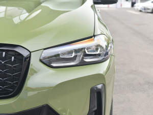 2022Ŀ xDrive 30i M\ҹb ^