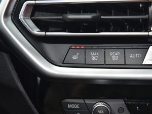 2022Ŀ xDrive 30i M\ҹb g