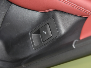 2022Ŀ xDrive 30i M\ҹb g