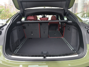 2022Ŀ xDrive 30i M\ҹb g