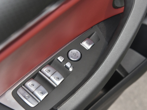 2022Ŀ xDrive 30i M\ҹb п؅^