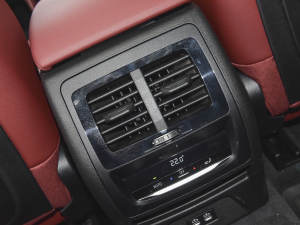 2022Ŀ xDrive 30i M\ҹb п؅^