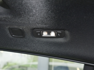 2022Ŀ xDrive 30i M\ҹb п؅^