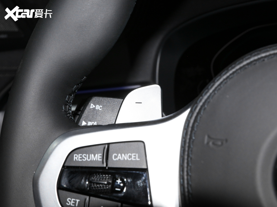 2022R5ϵ(M) 530i M\b