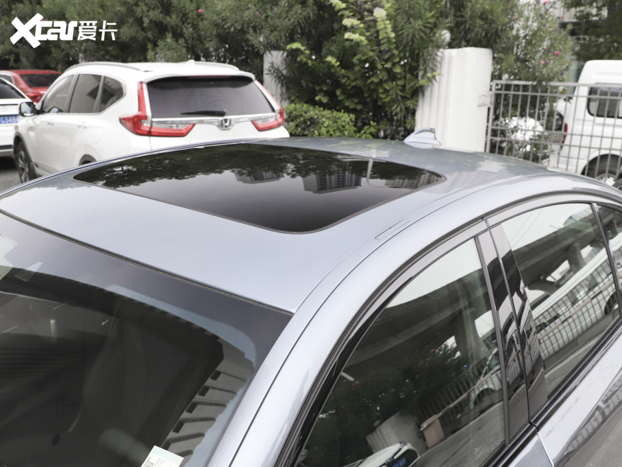 2022R5ϵ(M) 525i M\b