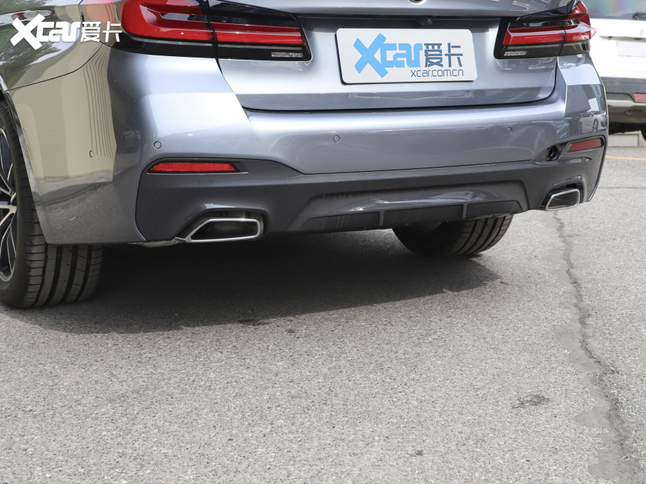 2022R5ϵ(M) 525i M\b