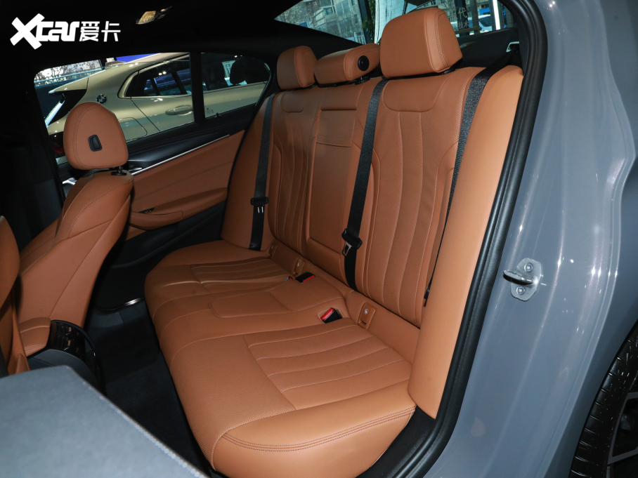 2022R5ϵ(M) Ŀ 530i M\b