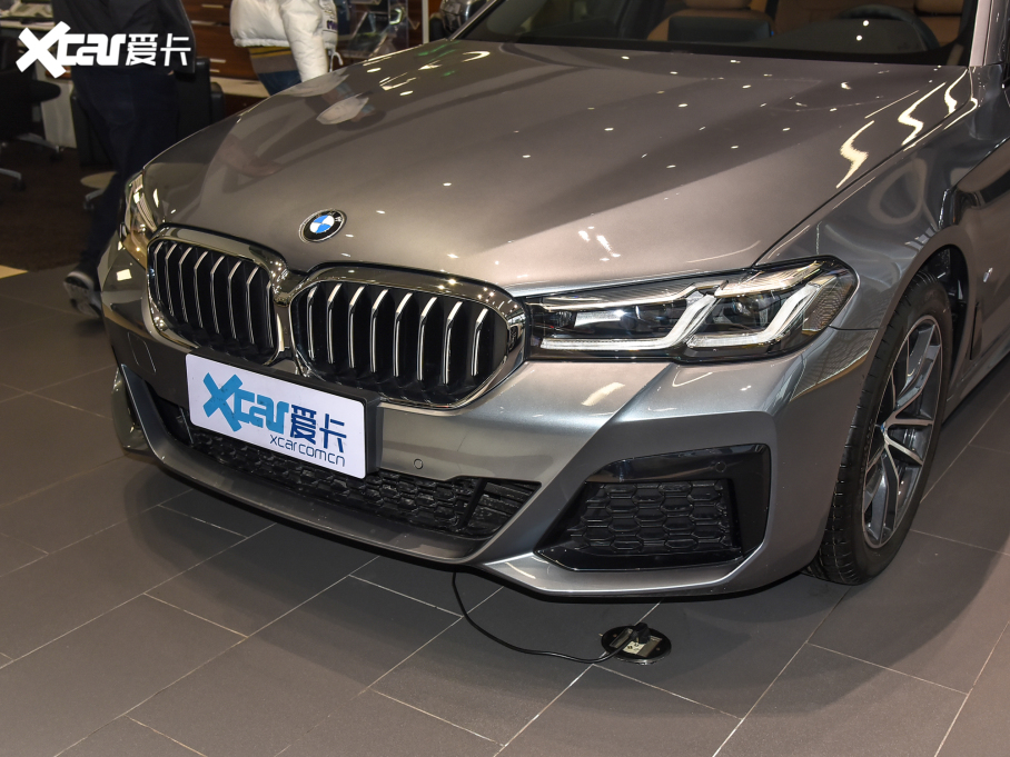 2022R5ϵ(M) Ŀ 525i M\b