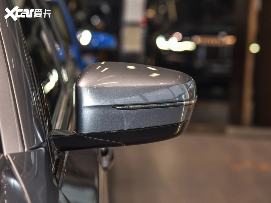 2022R5ϵ(M) Ŀ 525i M\b