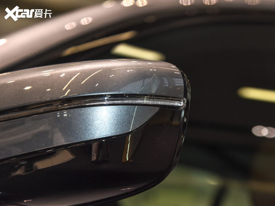 2022R5ϵ(M) Ŀ 525i M\b