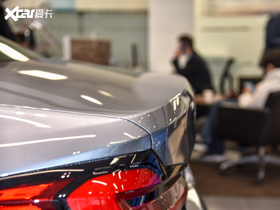 2022R5ϵ(M) Ŀ 525i M\b