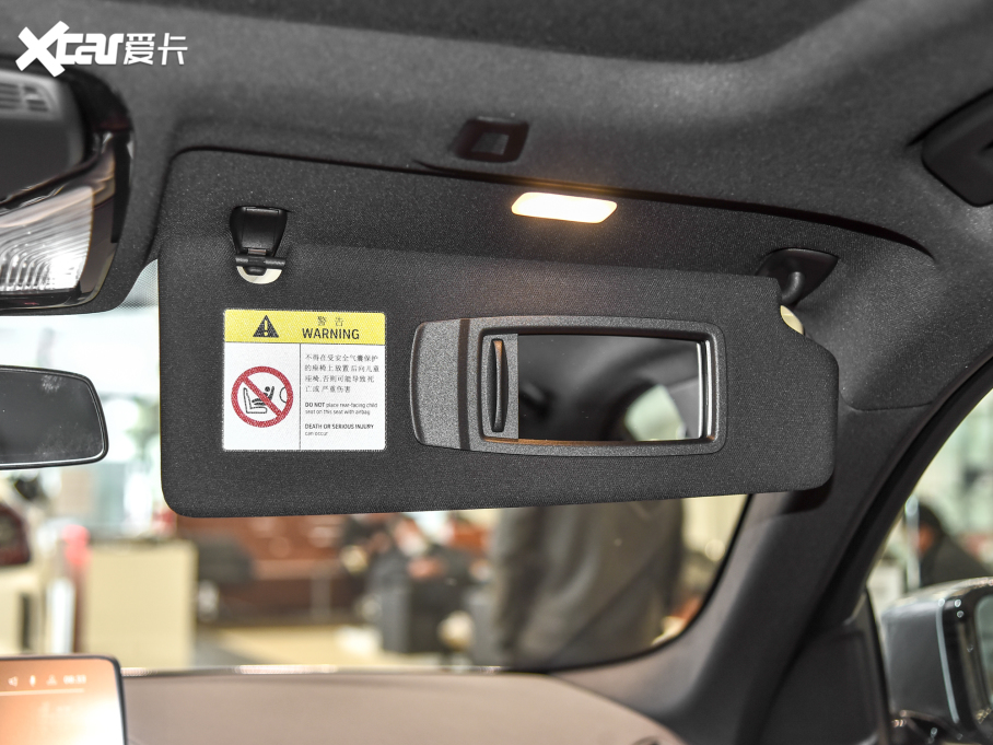 2022R5ϵ(M) Ŀ 525i M\b