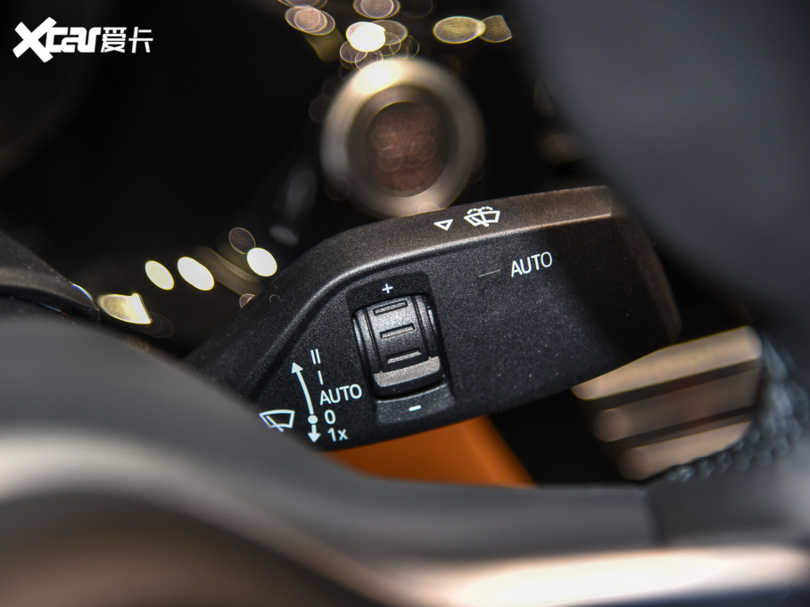 2022R5ϵ(M) Ŀ 525i M\b