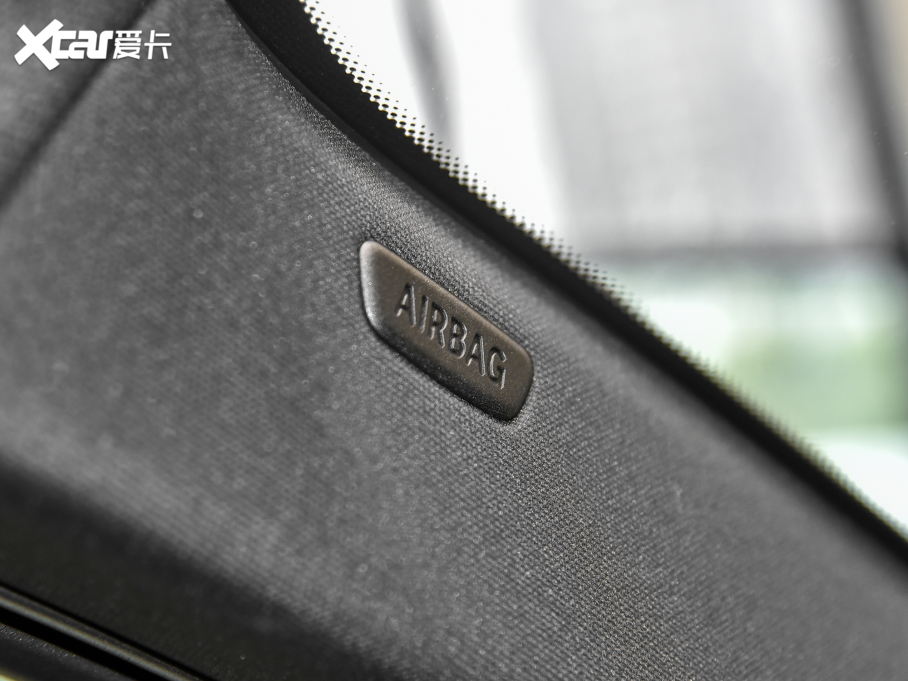 2022R5ϵ(M) Ŀ 525i M\b