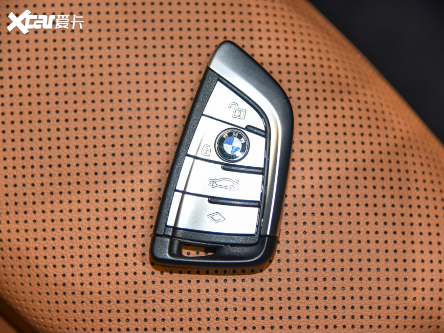 2022R5ϵ(M) Ŀ 525i M\b