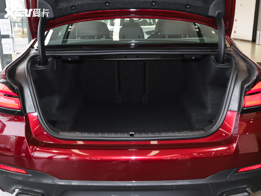 2022R5ϵ(M) Ŀ 540i Lа M\b