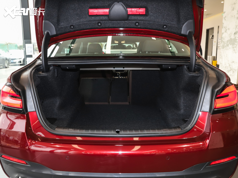 2022R5ϵ(M) Ŀ 540i Lа M\b