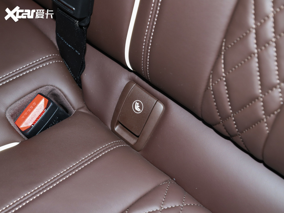 2022R5ϵ(M) Ŀ 540i Lа M\b