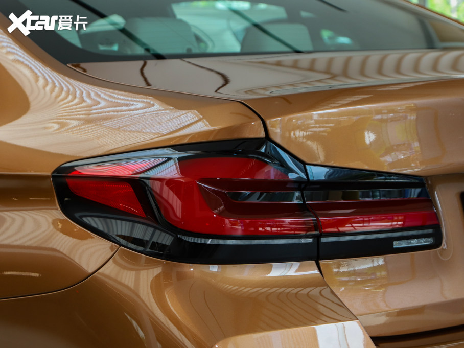 2022R5ϵ(M) Ŀ 530i Lа M\b