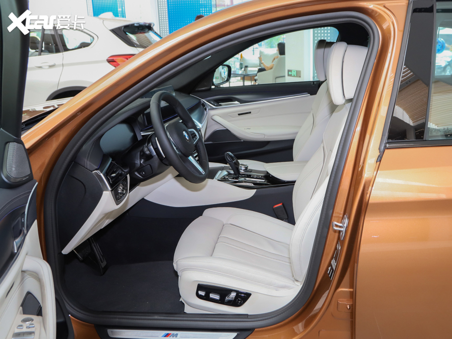 2022R5ϵ(M(jn)) Ŀ 530i L(fng)а M\(yn)(dng)b