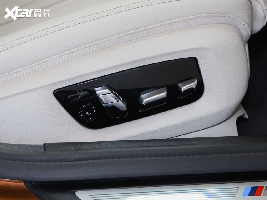 2022R5ϵ(M) Ŀ 530i Lа M\b