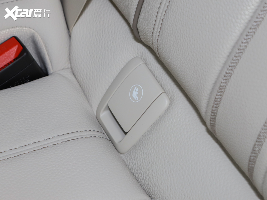 2022R5ϵ(M) Ŀ 530i Lа M\b